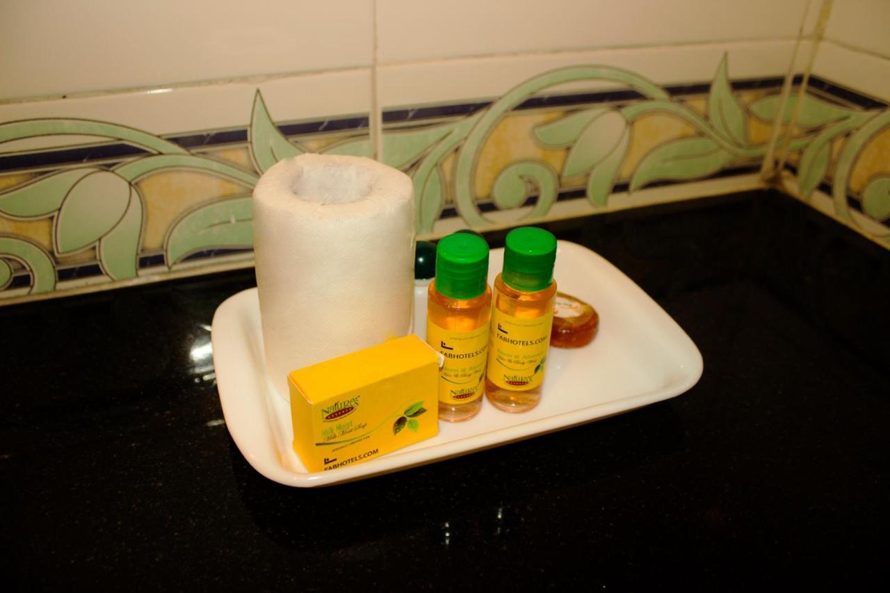 צ'נאי Fabhotel Nestlay Rooms Oragadam מראה חיצוני תמונה